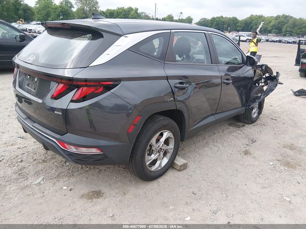 2022 HYUNDAI TUCSON SE