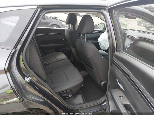 2022 HYUNDAI TUCSON SE