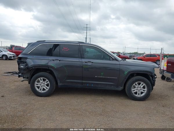2022 JEEP GRAND CHEROKEE LAREDO 4X2