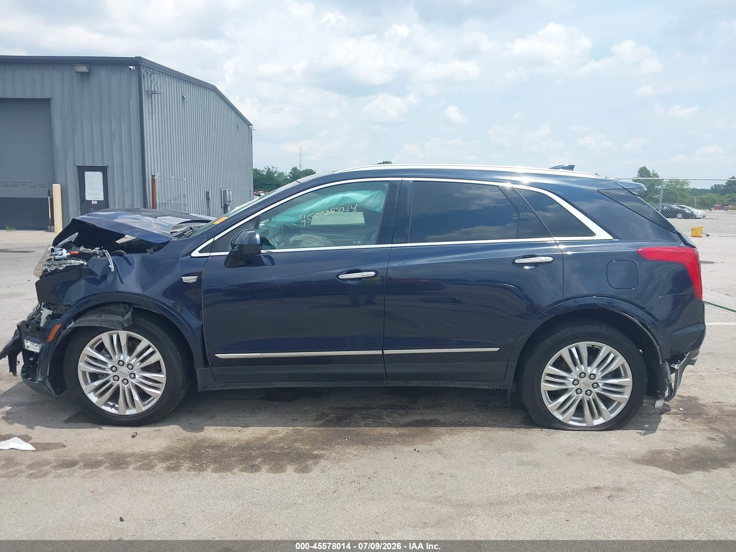 2017 CADILLAC XT5 PREMIUM LUXURY
