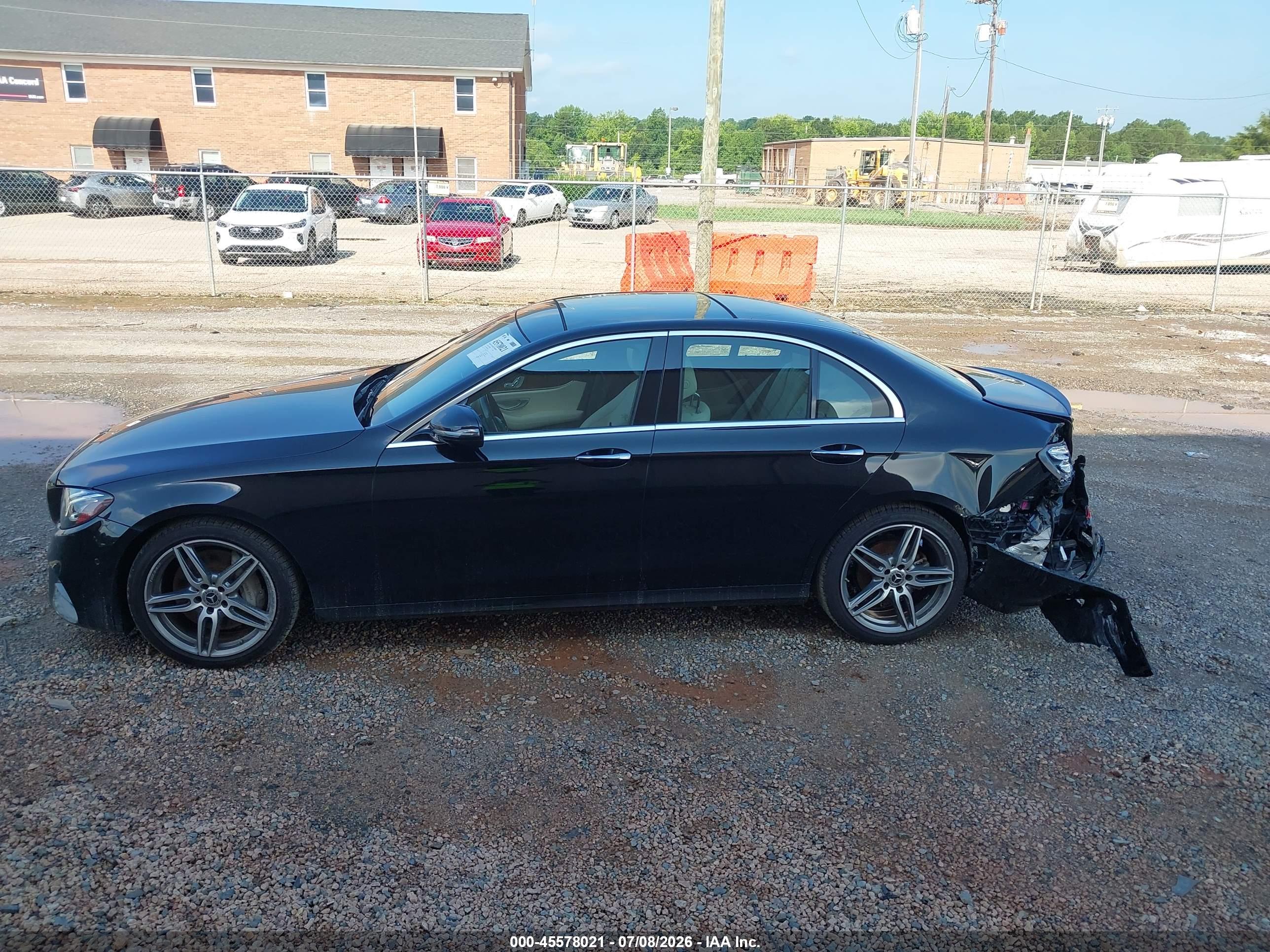 2019 MERCEDES-BENZ E 300 4MATIC