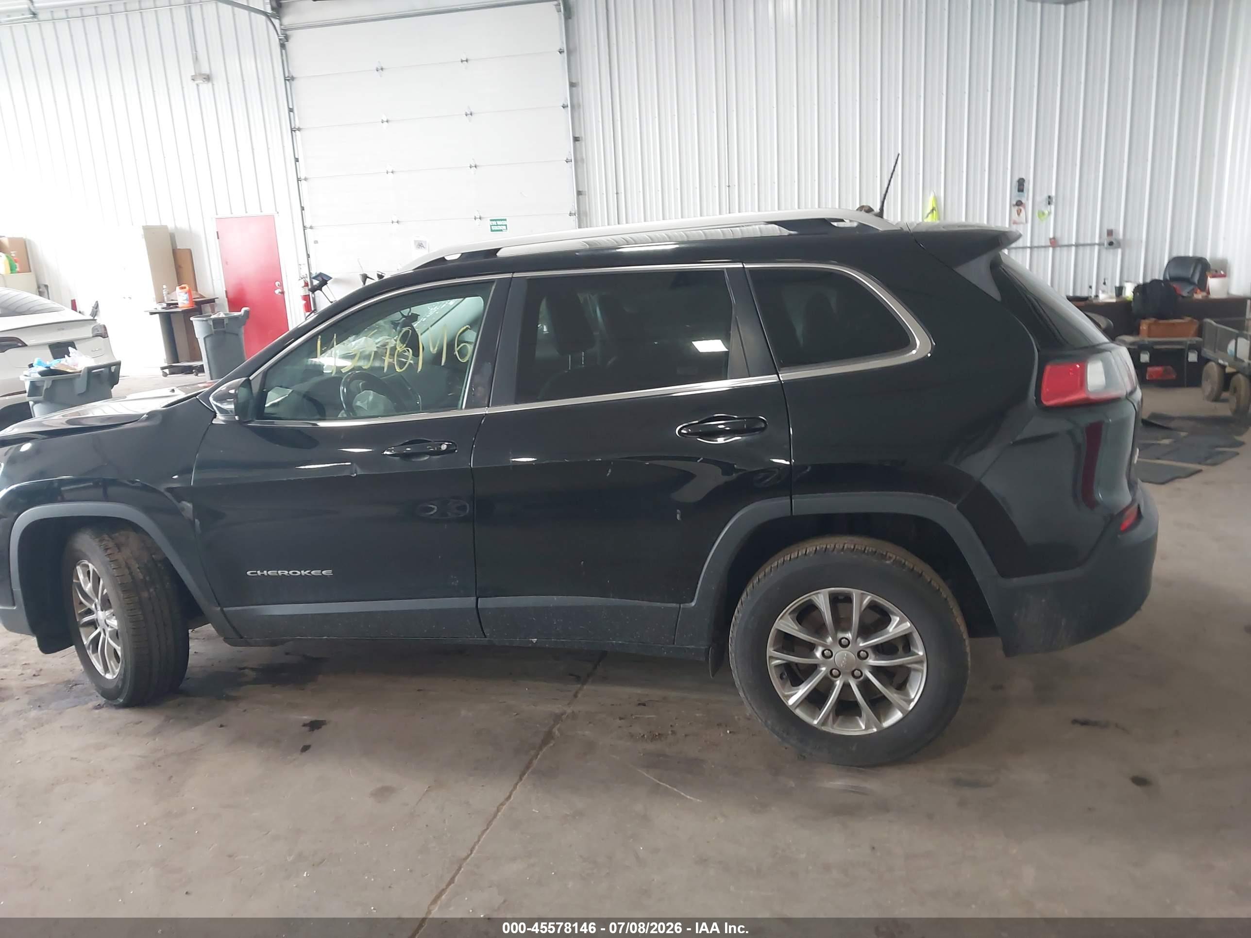 2019 JEEP CHEROKEE LATITUDE PLUS 4X4