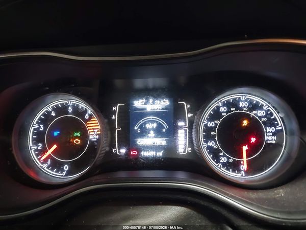 2019 JEEP CHEROKEE LATITUDE PLUS 4X4
