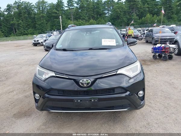 2017 TOYOTA RAV4 XLE