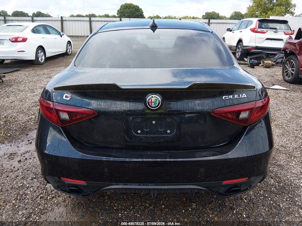 2022 ALFA ROMEO GIULIA VELOCE TI RWD