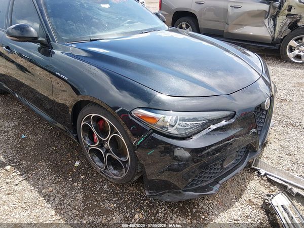 2022 ALFA ROMEO GIULIA VELOCE TI RWD