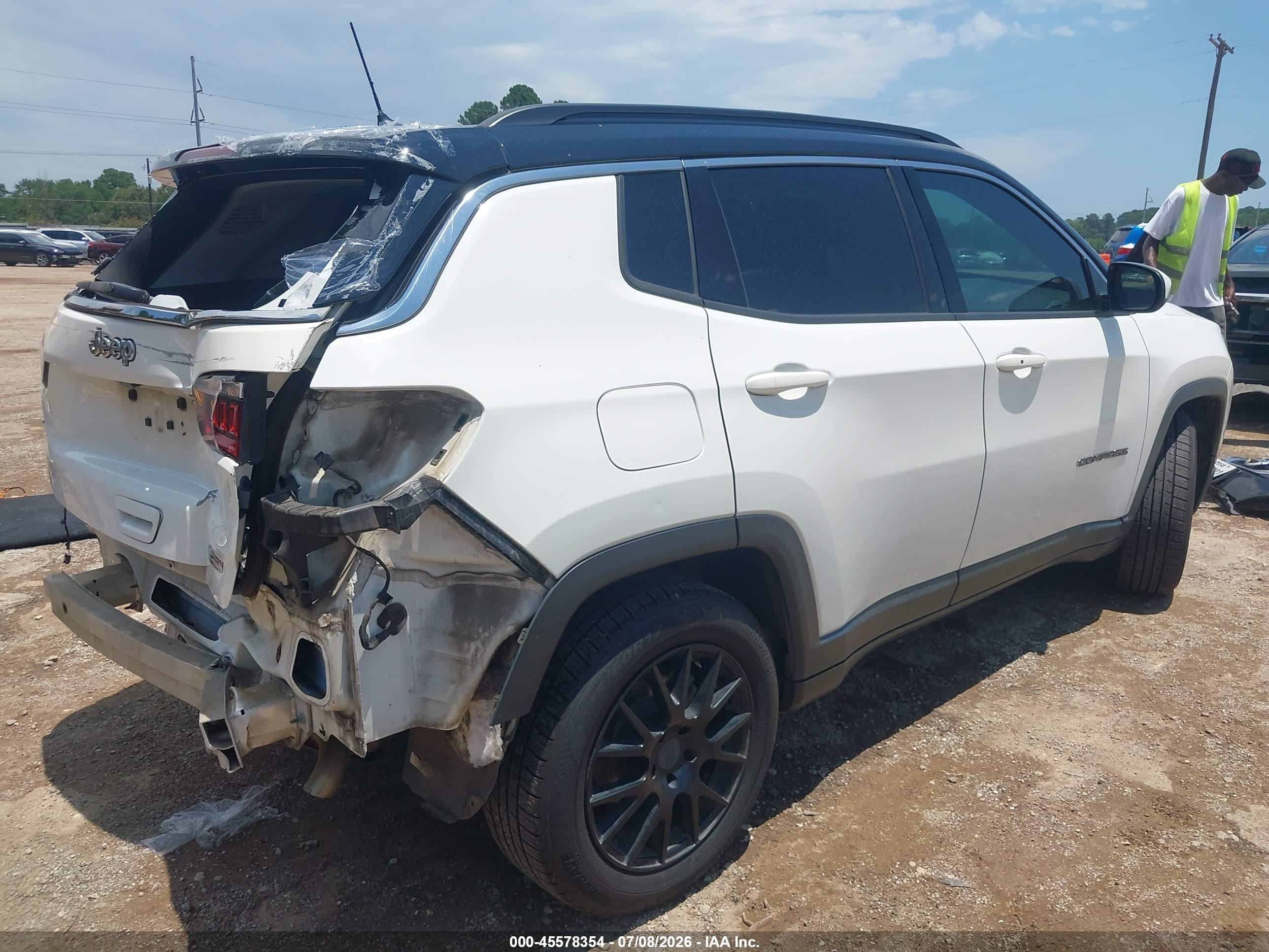 2018 JEEP COMPASS LATITUDE 4X2