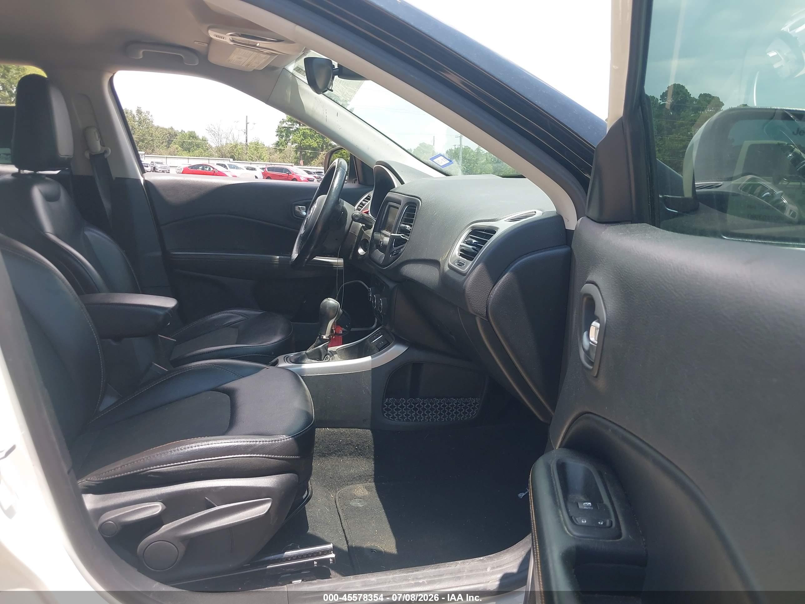 2018 JEEP COMPASS LATITUDE 4X2