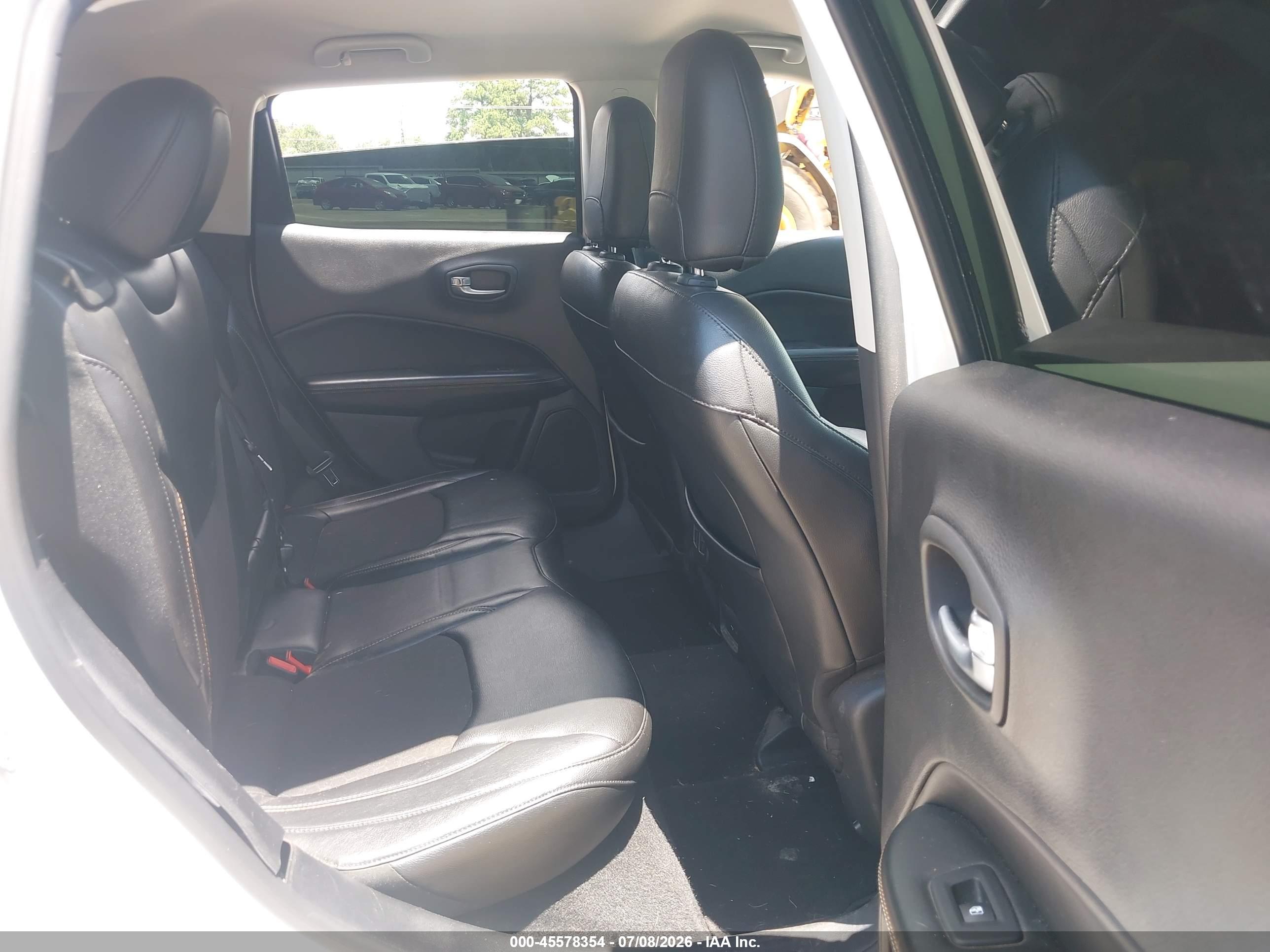 2018 JEEP COMPASS LATITUDE 4X2