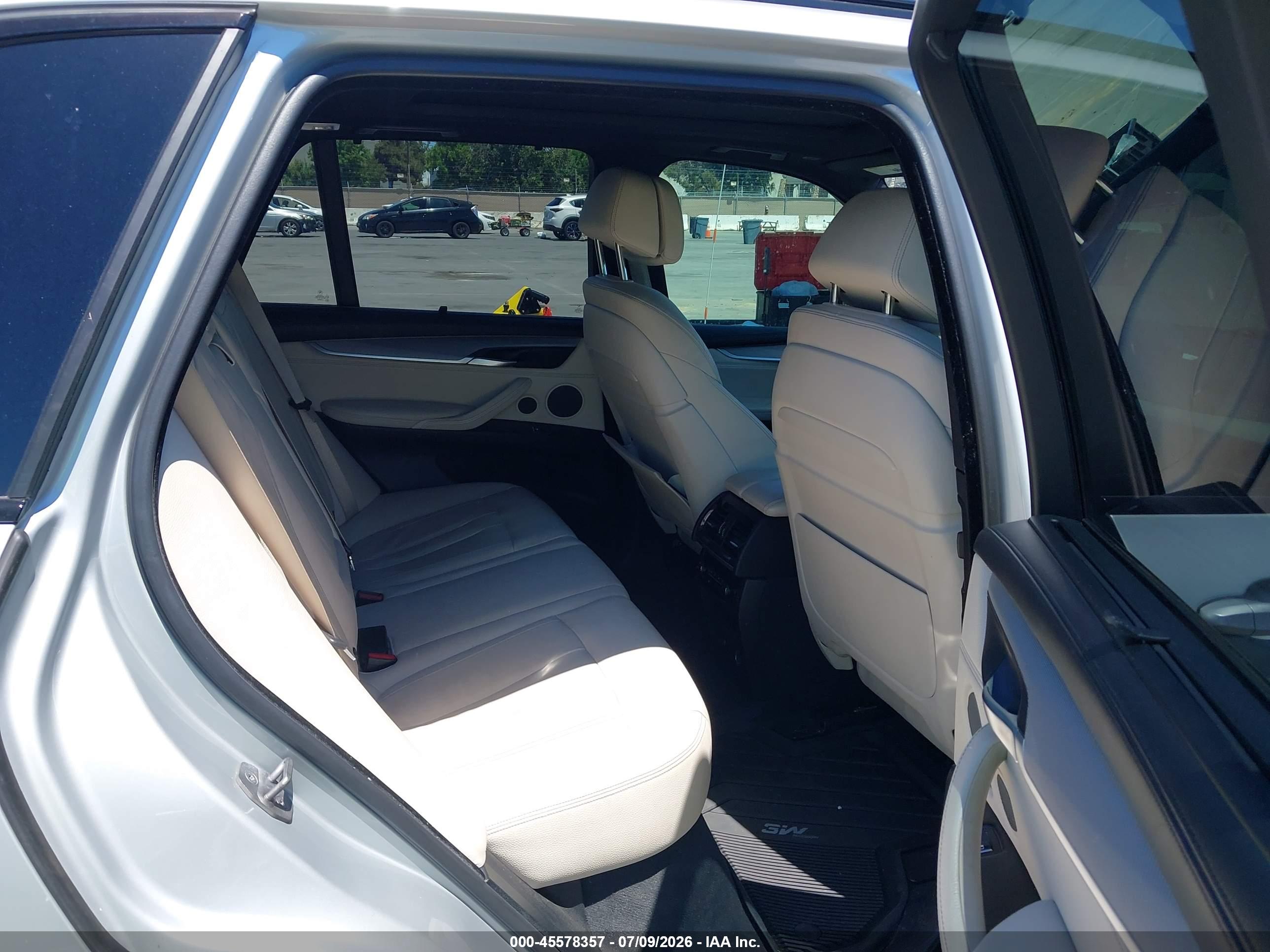2015 BMW X5 XDRIVE50I
