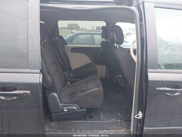 2014 DODGE GRAND CARAVAN SE — I8