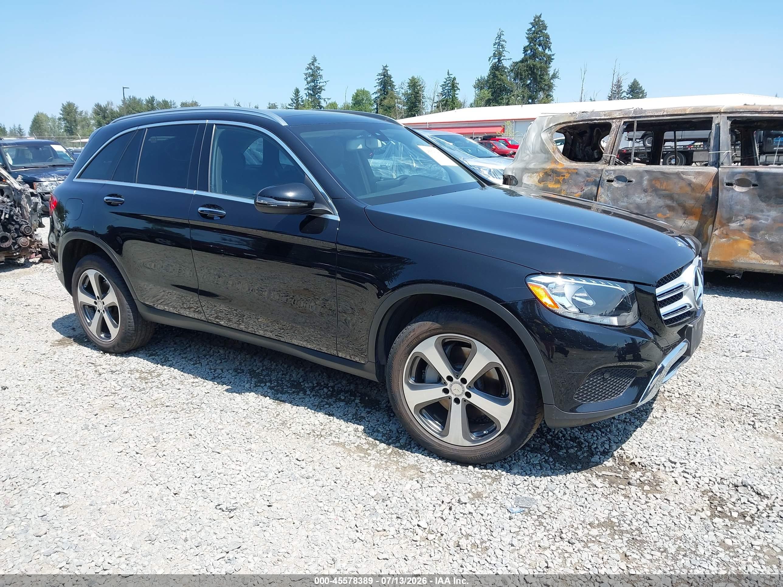 2016 MERCEDES-BENZ GLC 300 4MATIC