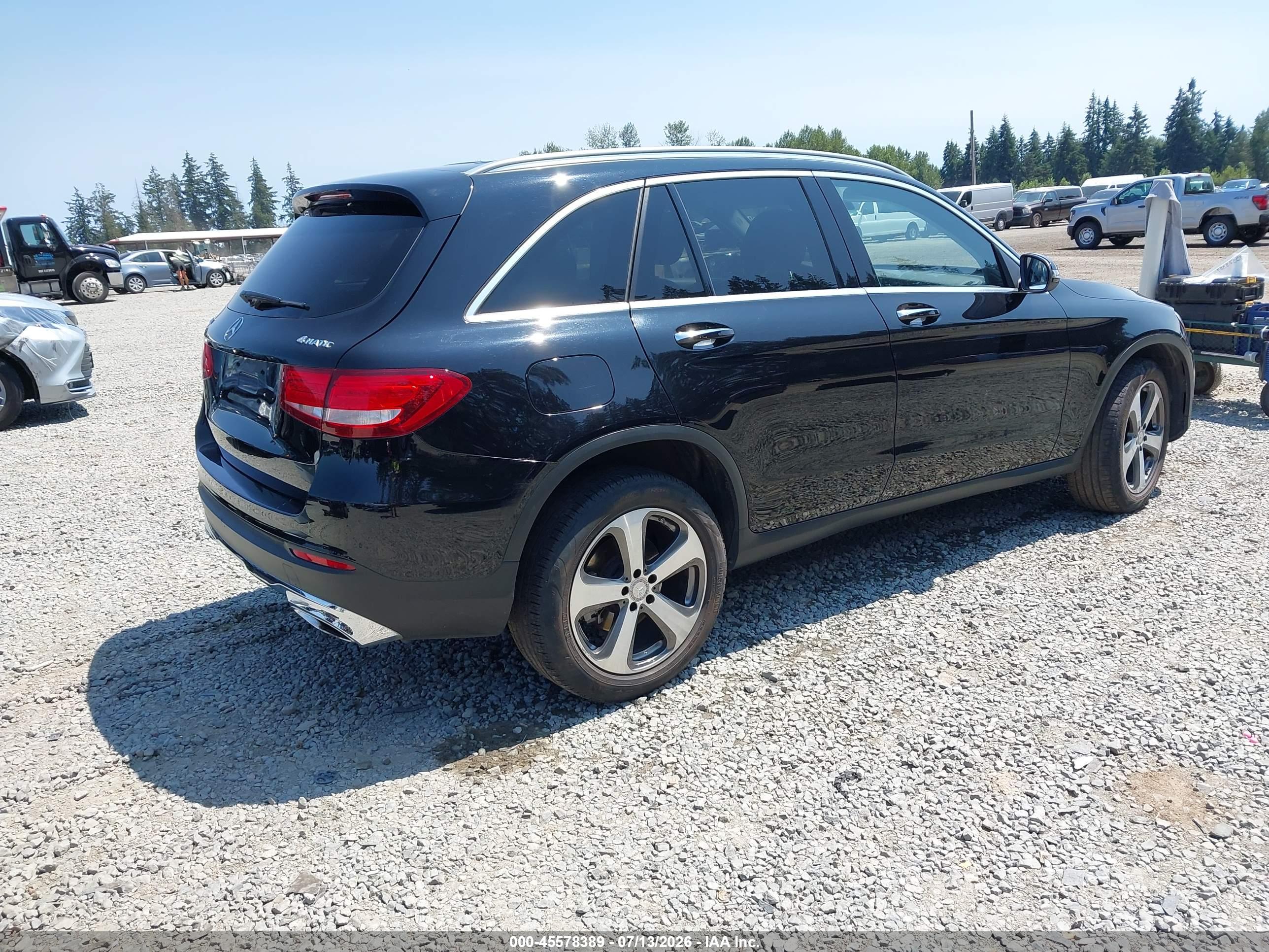 2016 MERCEDES-BENZ GLC 300 4MATIC
