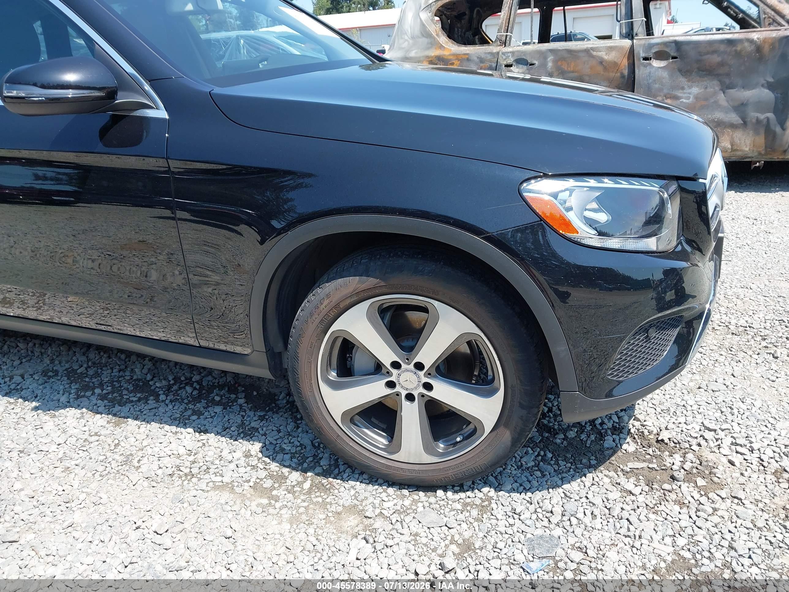 2016 MERCEDES-BENZ GLC 300 4MATIC