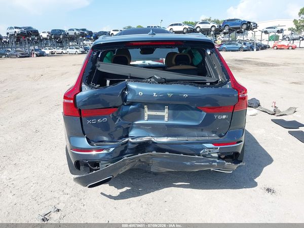 2019 VOLVO XC60 HYBRID T8 INSCRIPTION