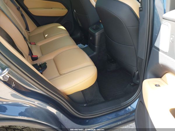 2019 VOLVO XC60 HYBRID T8 INSCRIPTION
