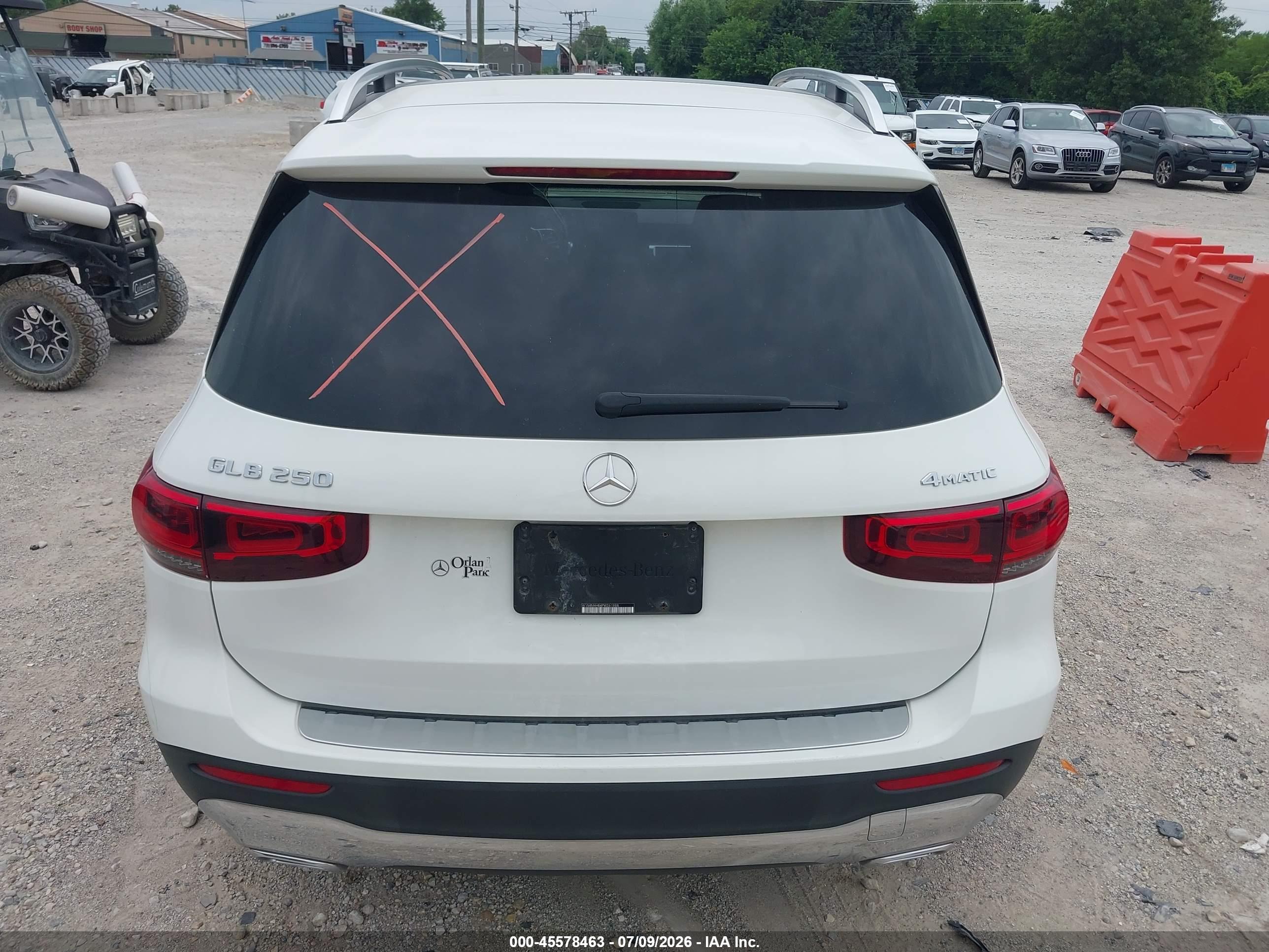 2023 MERCEDES-BENZ GLB 250 4MATIC