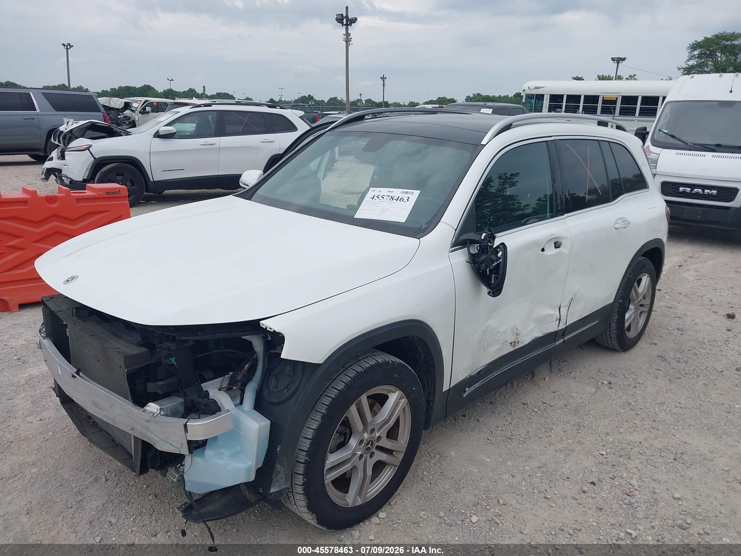 2023 MERCEDES-BENZ GLB 250 4MATIC