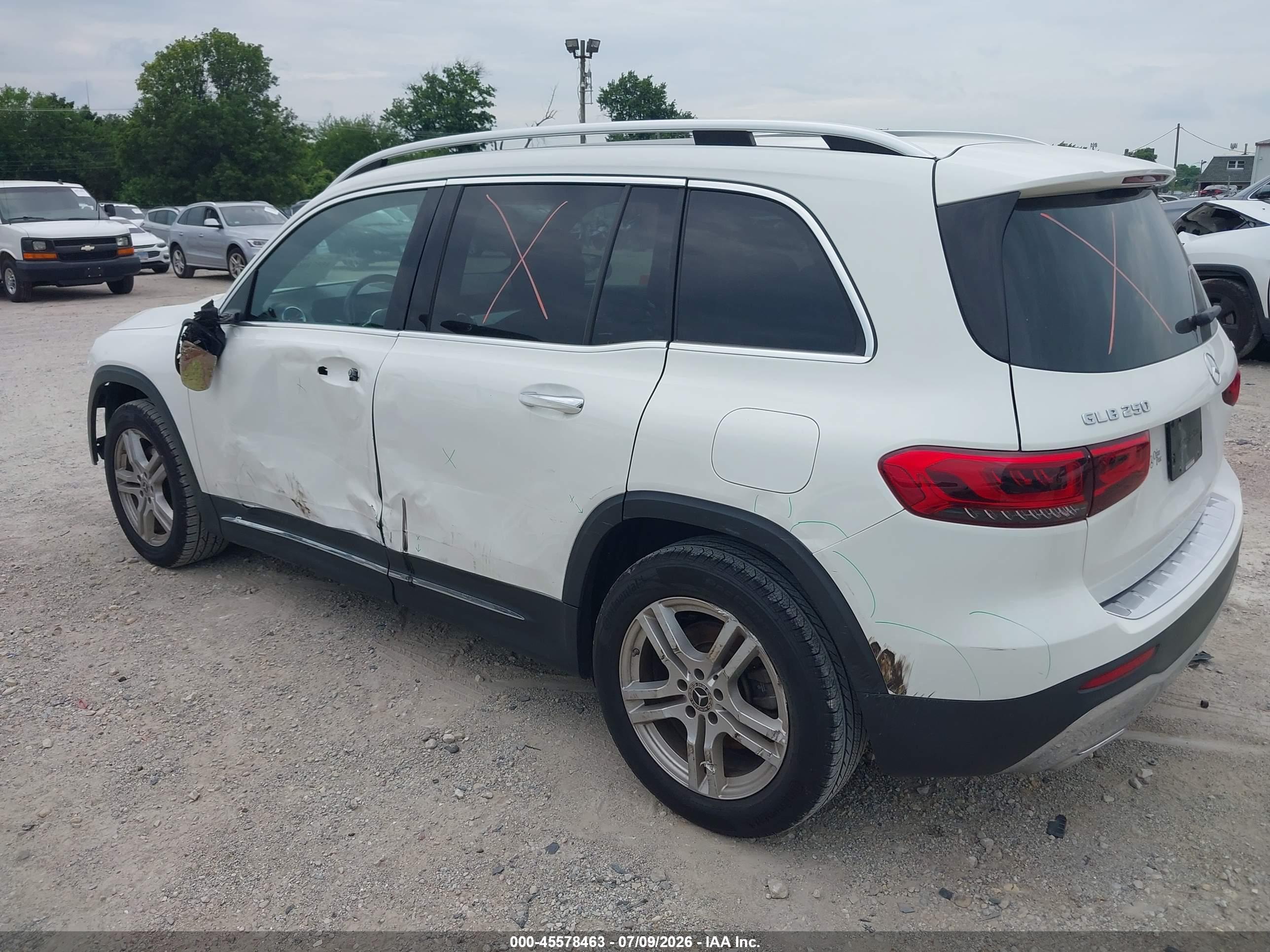 2023 MERCEDES-BENZ GLB 250 4MATIC