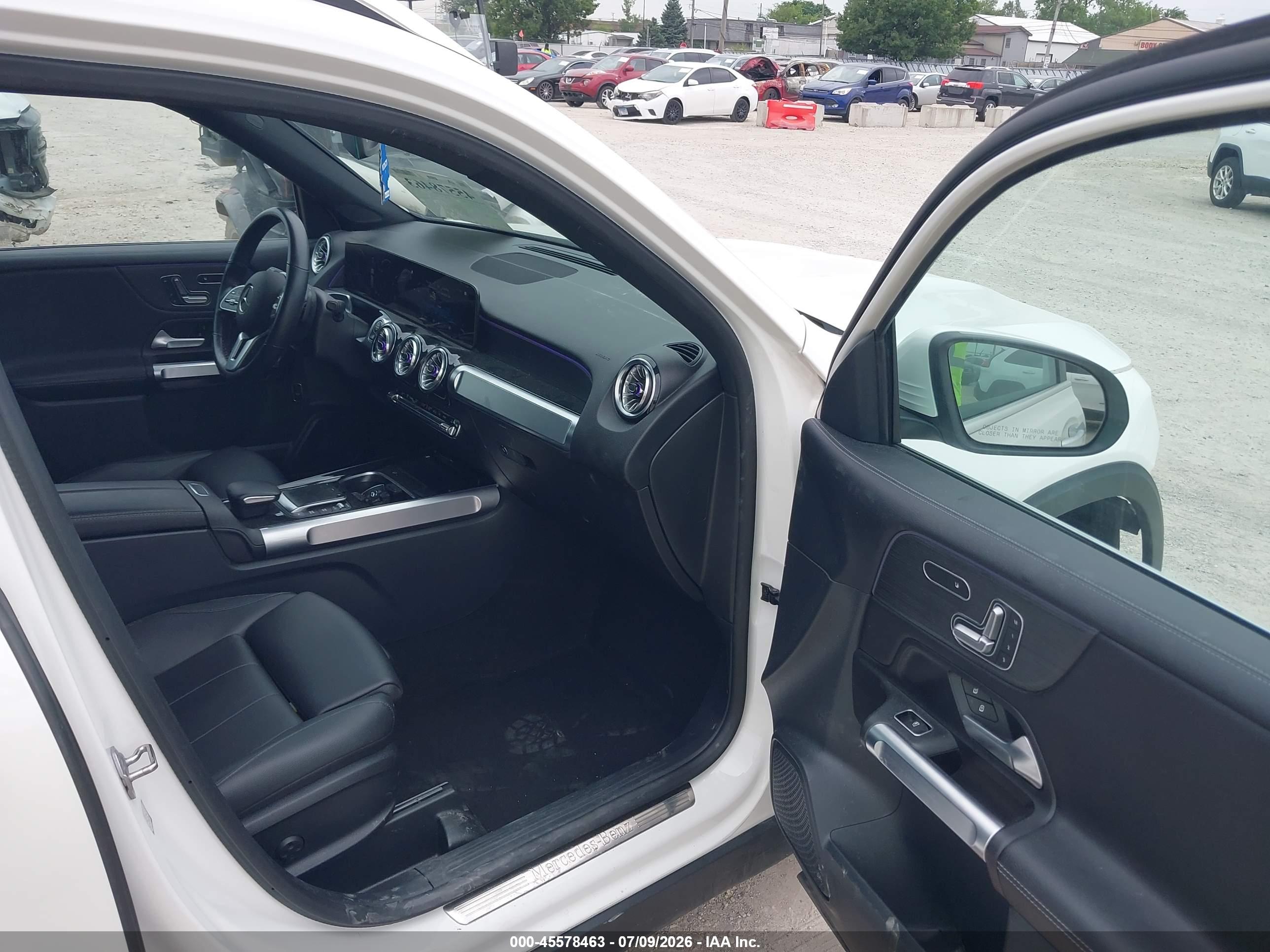 2023 MERCEDES-BENZ GLB 250 4MATIC