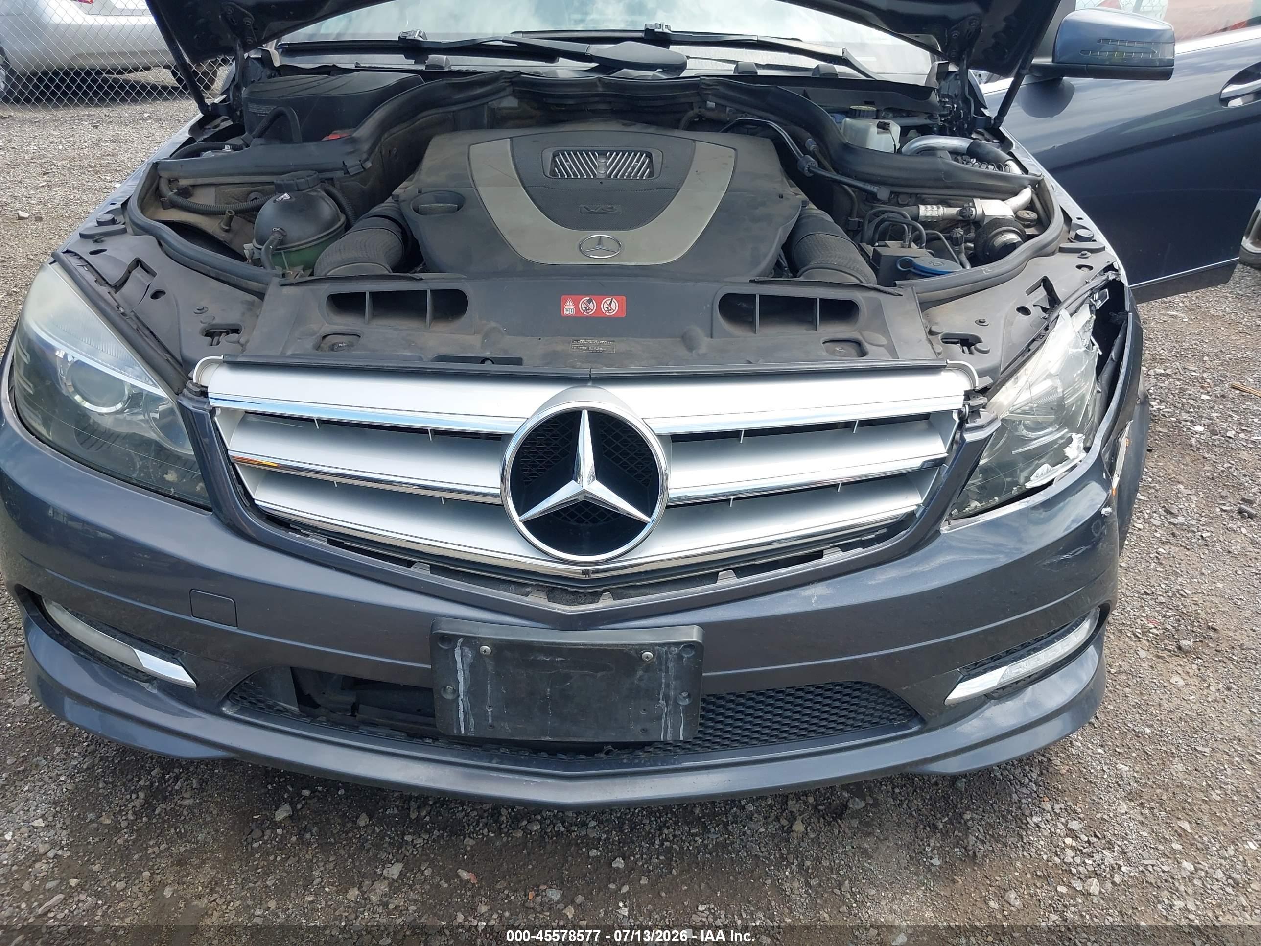 2011 MERCEDES-BENZ C 300 C300 4-MATIC