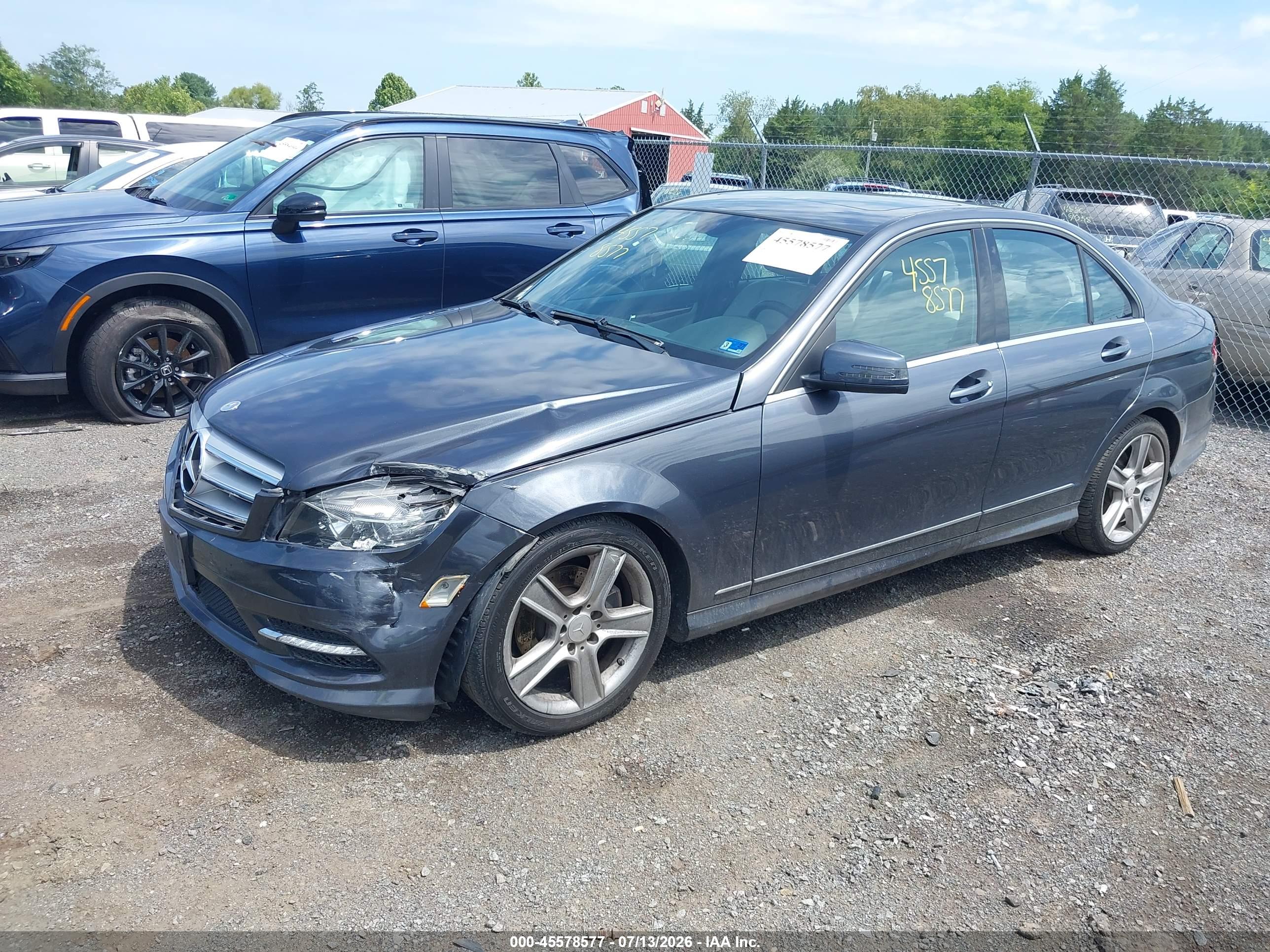 2011 MERCEDES-BENZ C 300 C300 4-MATIC