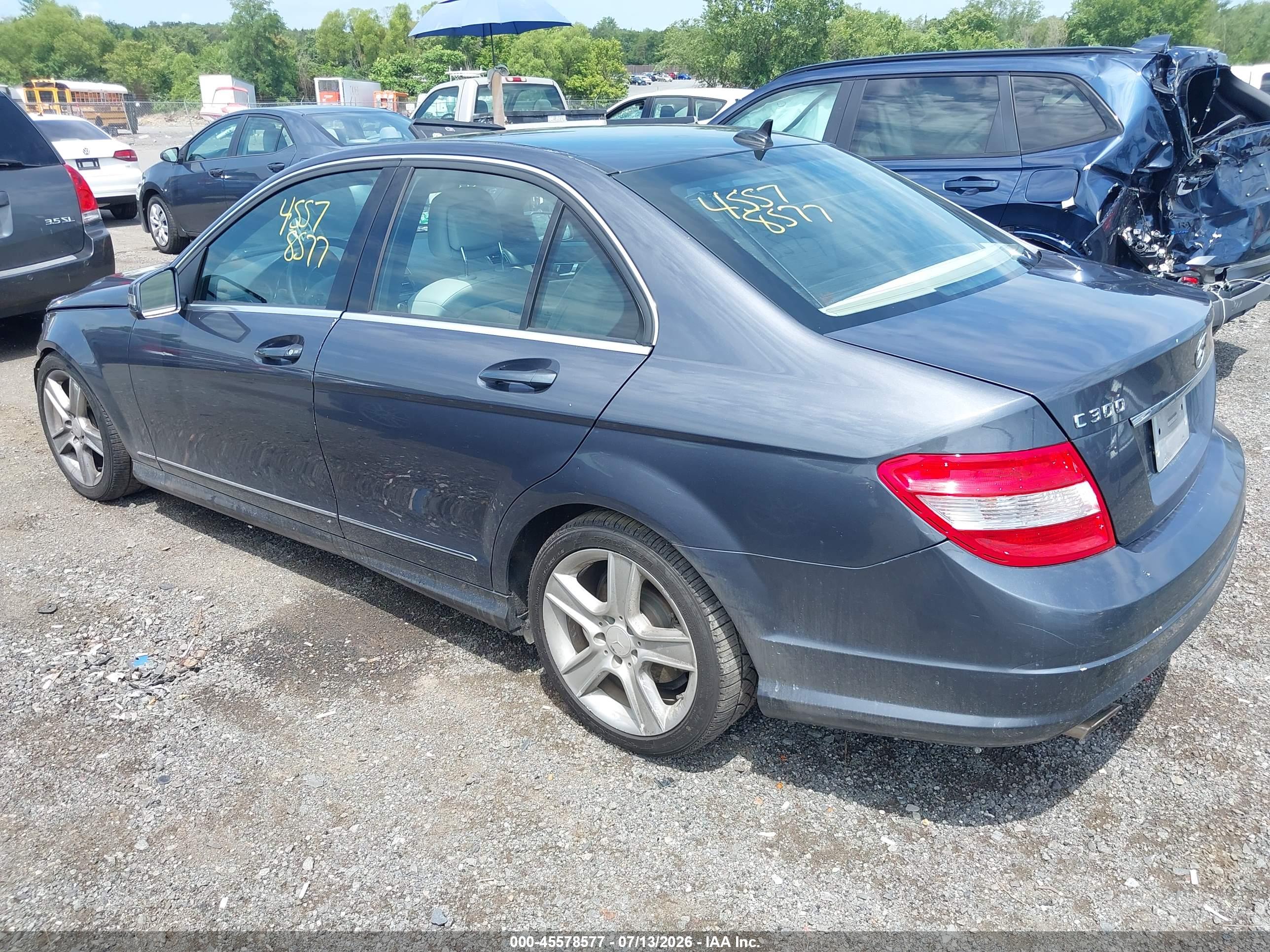 2011 MERCEDES-BENZ C 300 C300 4-MATIC