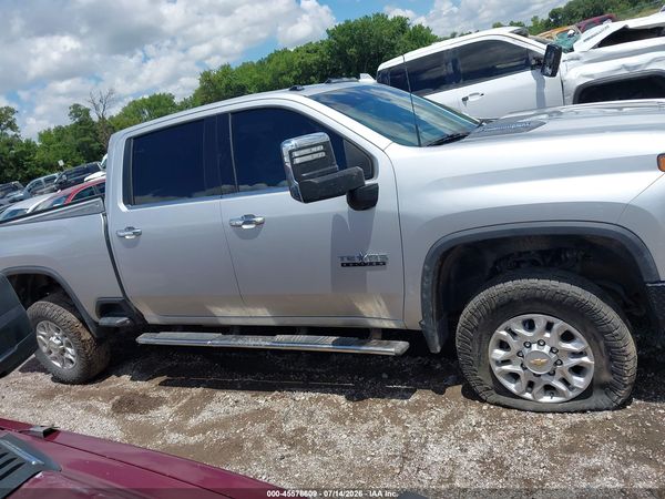 2022 CHEVROLET SILVERADO 2500HD 4WD  STANDARD BED LTZ — I116