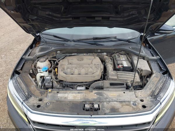 2020 VOLKSWAGEN PASSAT 2.0T SE — I10