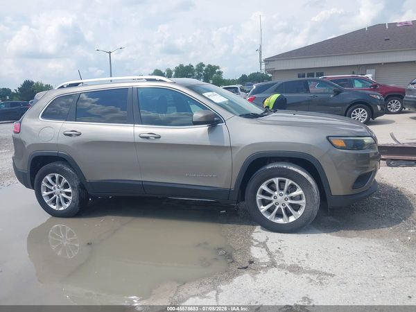 2019 JEEP CHEROKEE LATITUDE 4X4