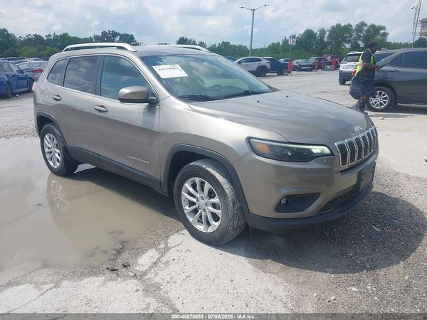 2019 JEEP CHEROKEE LATITUDE 4X4