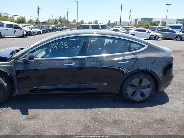 2018 TESLA MODEL 3 LONG RANGE/PERFORMANCE