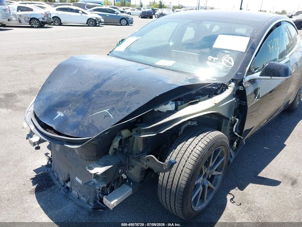 2018 TESLA MODEL 3 LONG RANGE/PERFORMANCE