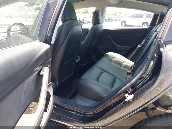 2018 TESLA MODEL 3 LONG RANGE/PERFORMANCE