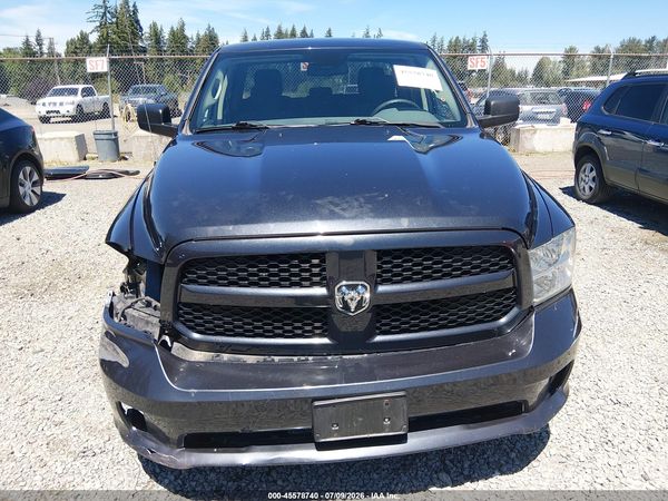 2016 RAM 1500 ST