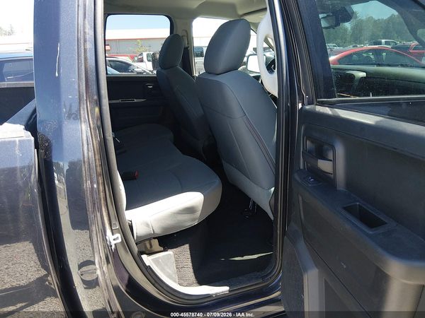 2016 RAM 1500 ST
