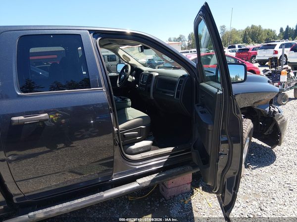 2016 RAM 1500 ST