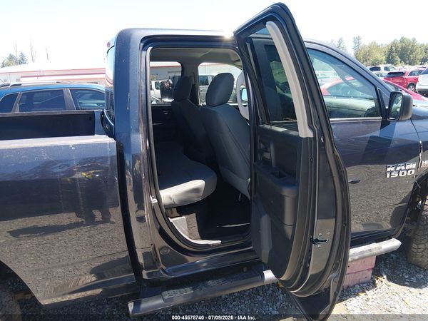 2016 RAM 1500 ST