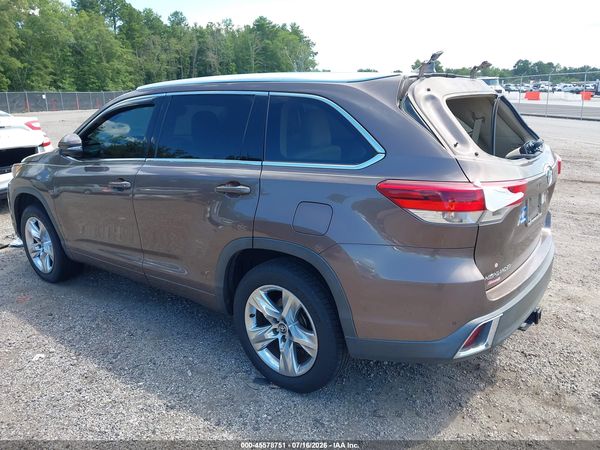 2017 TOYOTA HIGHLANDER LIMITED