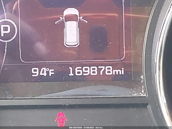2017 KIA SEDONA LX