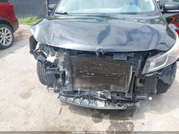 2017 KIA SEDONA LX