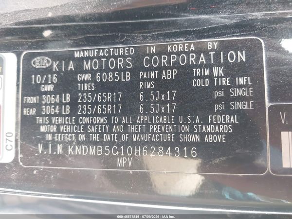 2017 KIA SEDONA LX