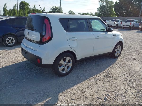 2018 KIA SOUL Base