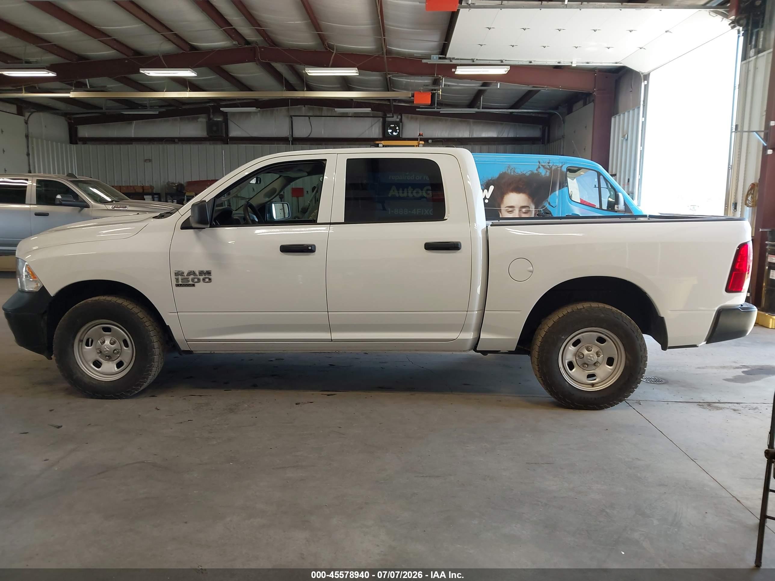 2019 RAM 1500 CLASSIC TRADESMAN  4X4 5'7 BOX
