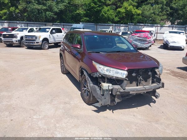 2019 TOYOTA HIGHLANDER LE