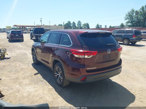 2019 TOYOTA HIGHLANDER LE