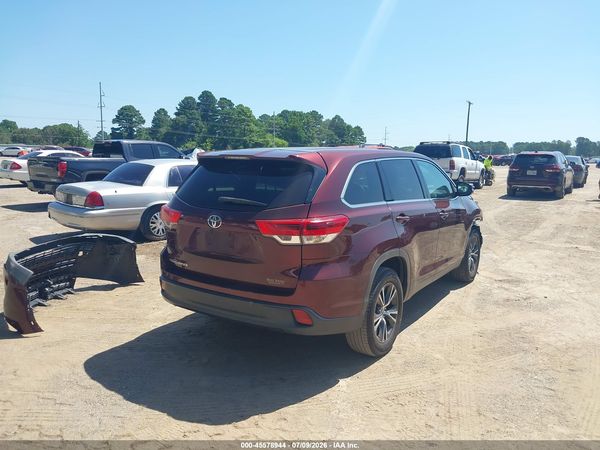 2019 TOYOTA HIGHLANDER LE