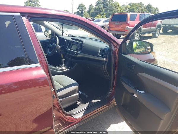 2019 TOYOTA HIGHLANDER LE