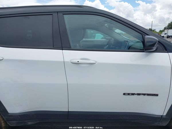 2022 JEEP COMPASS TRAILHAWK 4X4
