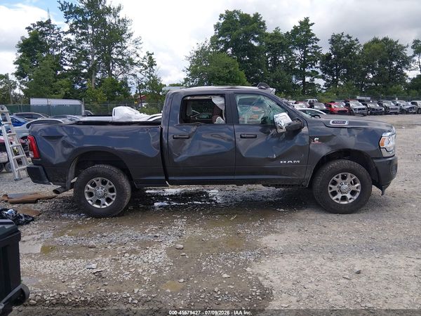 2023 RAM 3500 LARAMIE  4X4 6'4 BOX